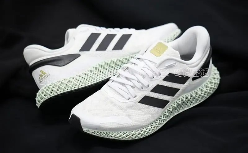 球速体育下载百度安全社区2024 年夏季男士透气网眼休闲鞋：时尚舒适
的必备单品